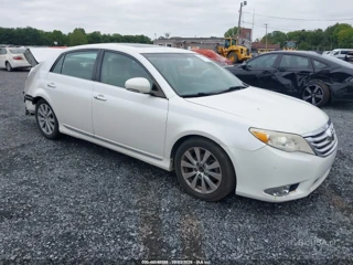 TOYOTA TOYOTA AVALON LIMITED