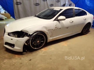JAGUAR XF 3.0 SPORT