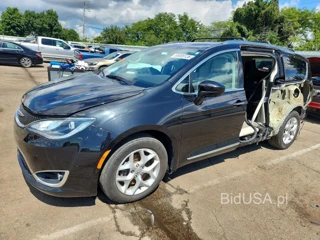 CHRYSLER PACIFICA TOURING L PLUS