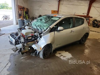 NISSAN LEAF S