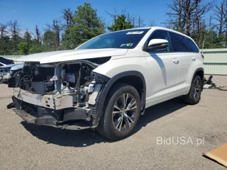 TOYOTA HIGHLANDER LE PLUS