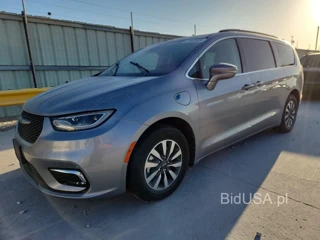 CHRYSLER PACIFICA HYBRID TOURING
