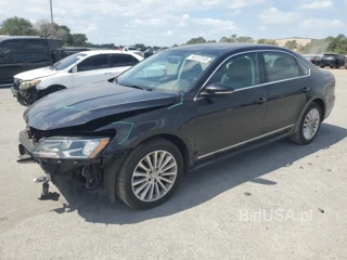 VOLKSWAGEN PASSAT SE