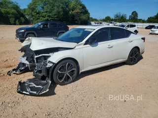 NISSAN ALTIMA SR