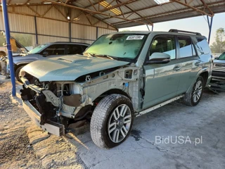 TOYOTA 4RUNNER TRD SPORT
