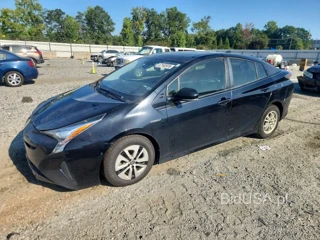 TOYOTA PRIUS THREE