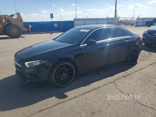 MERCEDES-BENZ A 220
