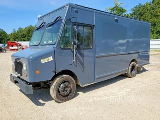 FREIGHTLINER MT45 CHASSIS