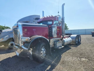 PETERBILT 389