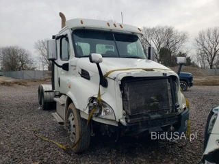 FREIGHTLINER CASCADIA 1