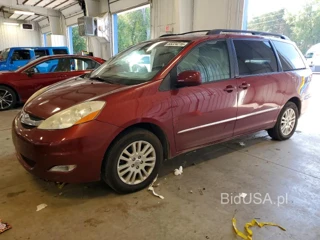 TOYOTA SIENNA XLE LIMITED