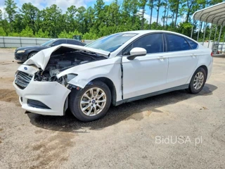 FORD FUSION S