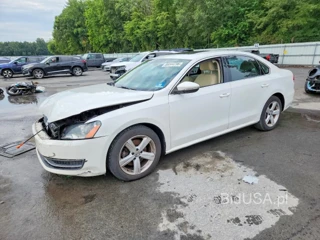VOLKSWAGEN PASSAT SE