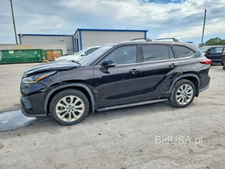 TOYOTA HIGHLANDER LIMITED
