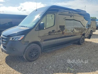 MERCEDES-BENZ SPRINTER 2500