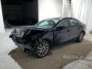 MAZDA 3 PREFERRED