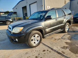 TOYOTA 4RUNNER SR5