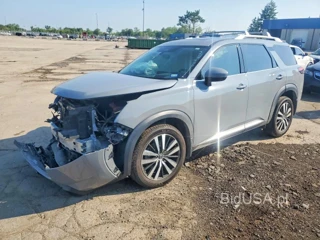 NISSAN PATHFINDER PLATINUM