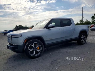 RIVIAN R1T ADVENTURE