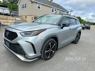 TOYOTA HIGHLANDER XSE