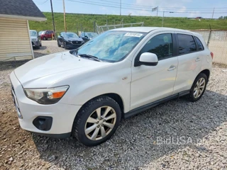 MITSUBISHI OUTLANDER SPORT ES
