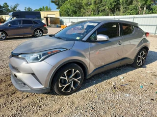 TOYOTA C-HR XLE