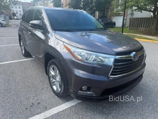 TOYOTA HIGHLANDER LIMITED PLATINUM