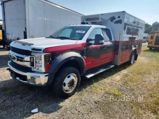 FORD F550 SUPER DUTY