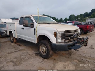 FORD FORD F-250 XL