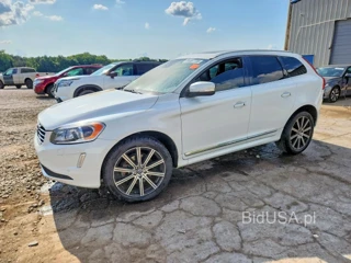 VOLVO XC60 T6 PLATINUM