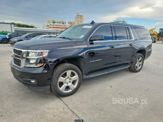 CHEVROLET SUBURBAN C1500 LT