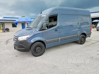 MERCEDES-BENZ SPRINTER 2500/3500