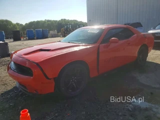 DODGE CHALLENGER SXT