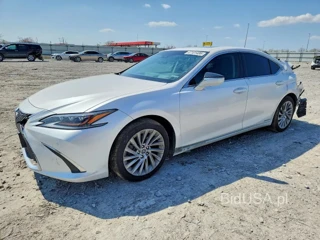 LEXUS ES 300H ULTRA LUXURY
