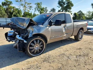 NISSAN TITAN