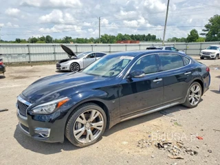 INFINITI Q70L 3.7