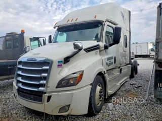 FREIGHTLINER CASCADIA 126