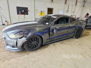 FORD MUSTANG GT