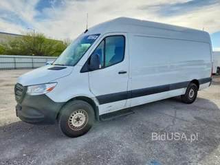 MERCEDES-BENZ SPRINTER 2500