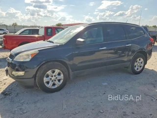 CHEVROLET TRAVERSE LS