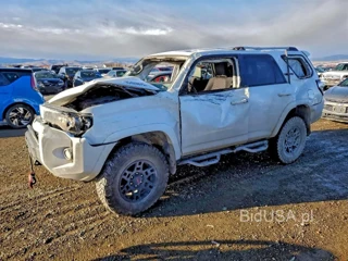 TOYOTA 4RUNNER TRAIL