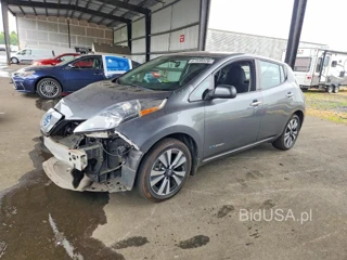 NISSAN LEAF SV