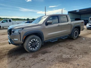 NISSAN FRONTIER PRO-4X