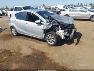 TOYOTA TOYOTA PRIUS C FOUR