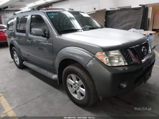 NISSAN NISSAN PATHFINDER SE