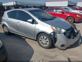 TOYOTA TOYOTA PRIUS C TWO