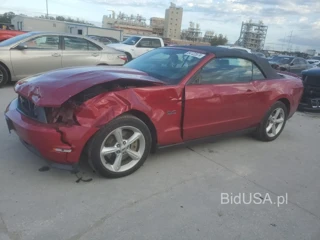 FORD MUSTANG GT