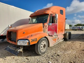 FREIGHTLINER CST120