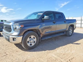 TOYOTA TUNDRA CREWMAX SR5