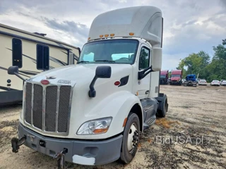 PETERBILT 579